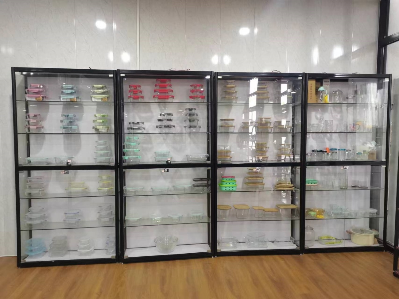 lunch box finished goods area for lunch box manufacturing support