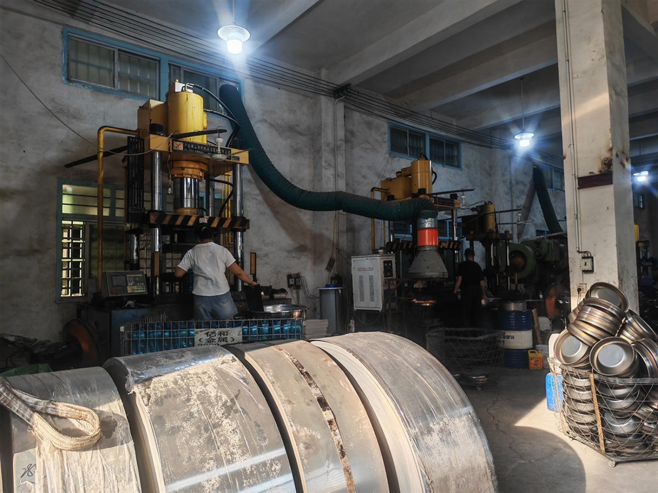lunch box production process for lunch box manufacturing support